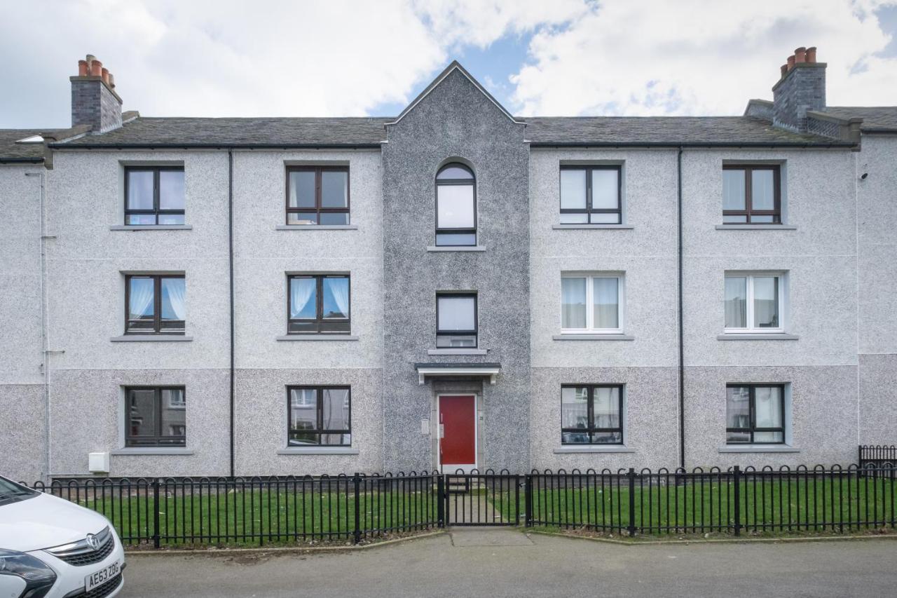3 Bedroom Aprtmt At Sensational Stay Serviced Accommodation Aberdeen- Froghall Avenue エクステリア 写真